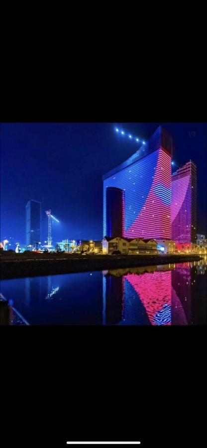Panorama Aparthotel Orbi City Batumi Ngoại thất bức ảnh