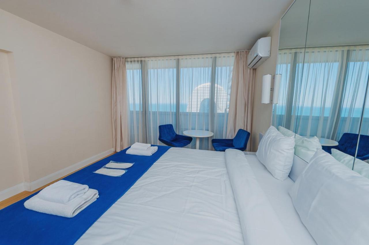 Panorama Aparthotel Orbi City Batumi Ngoại thất bức ảnh